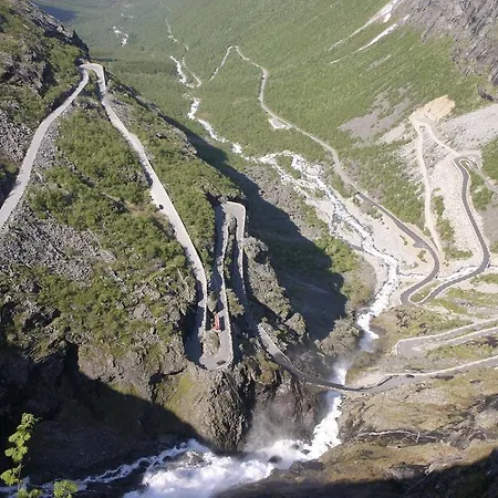 Pollfoss Gjestehus &